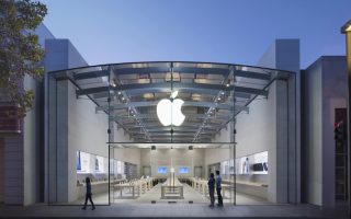 Räuber stehlen aus Apple Store MacBooks für 17.700 Euro