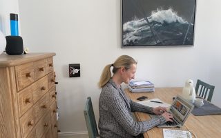iTopnews Home Office: So arbeitet Miriam – und ihre Tipps für lange Tage