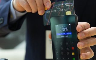 iOS 16: Mit virtuellen Kreditkarten online einkaufen