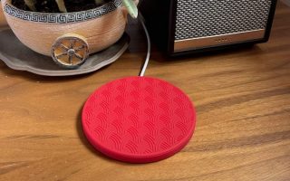 Cozy Magpad: Erste farbige Hülle für Apples MagSafe-Ladepuck