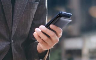 20 Euro sparen: UGREEN bringt neue Powerbank mit integriertem Lightning-Kabel