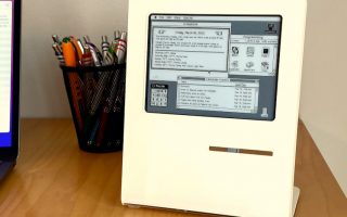 SystemSix: Macintosh 2022 – mit e-Ink-Display