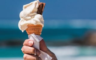 Amazon Blitzangebote: Sommer-Gadgets wie Eismaschine & Grill stark reduziert, Tastatur 12 statt 30 Euro & mehr