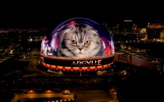 Apple TV+: Las Vegas Sphere wird zu riesigem Katzenrucksack