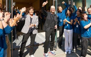 Tim Cook jetzt länger im Amt als Steve Jobs – eine Bilanz