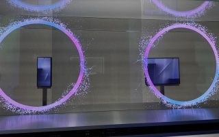 Knick 17: Neues Samsung-Handy mit Dreifach-Bildschirm