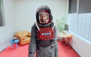 YouTuber Marques Brownlee schrumpft sich so klein wie Apples M5-Chip