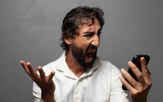 iOS 26.2 schaltet (manchmal) automatische Software-Updates ein