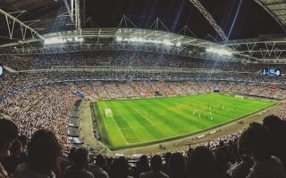 Fußball-WM in Katar: WM-Besucher müssen Zwangs-Apps laden