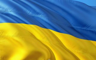 Für die Ukraine: Bundle, Anrufe und Hilfe von Twitter