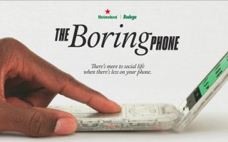 Das „Boring Phone“ ist da: Heineken präsentiert ein eigenes Handy
