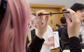 iFixit zerlegt iPhone Air:  Wie Apple es so dünn baute (Videos)